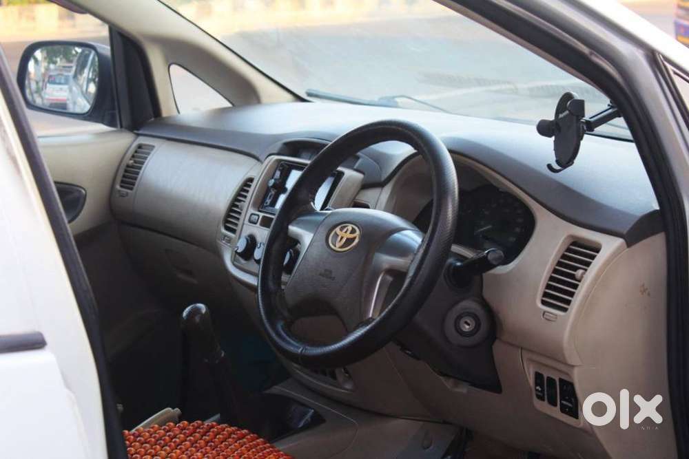 Toyota Innova 2.5 G (diesel) 7 Seater, 2014, Diesel