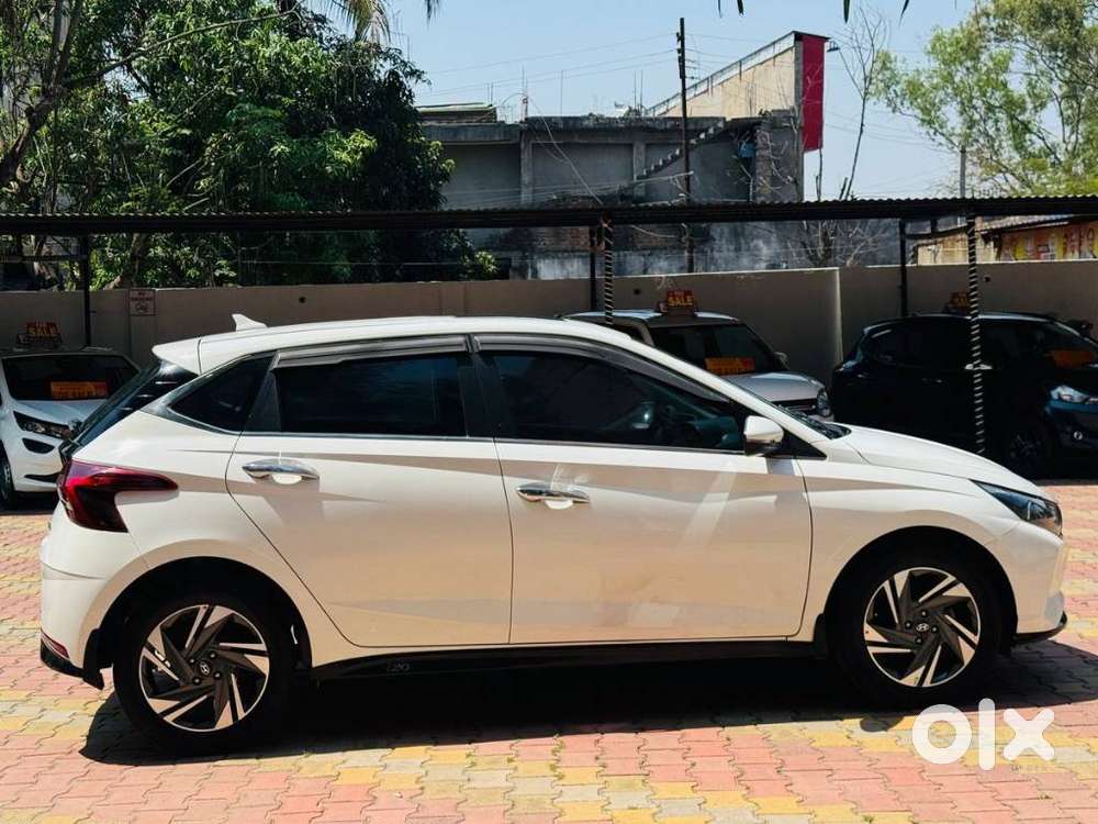 Hyundai I20 Asta Option, 2022, Petrol