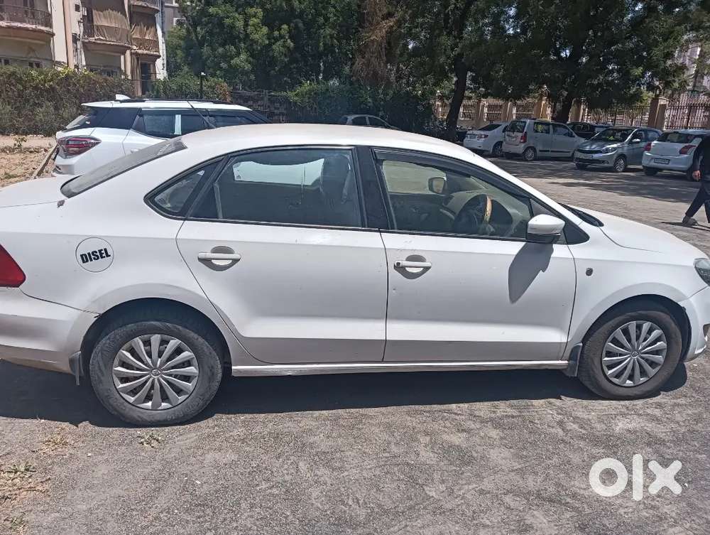 Skoda Rapid Ambition 1.6 Tdi Mt (diesel)