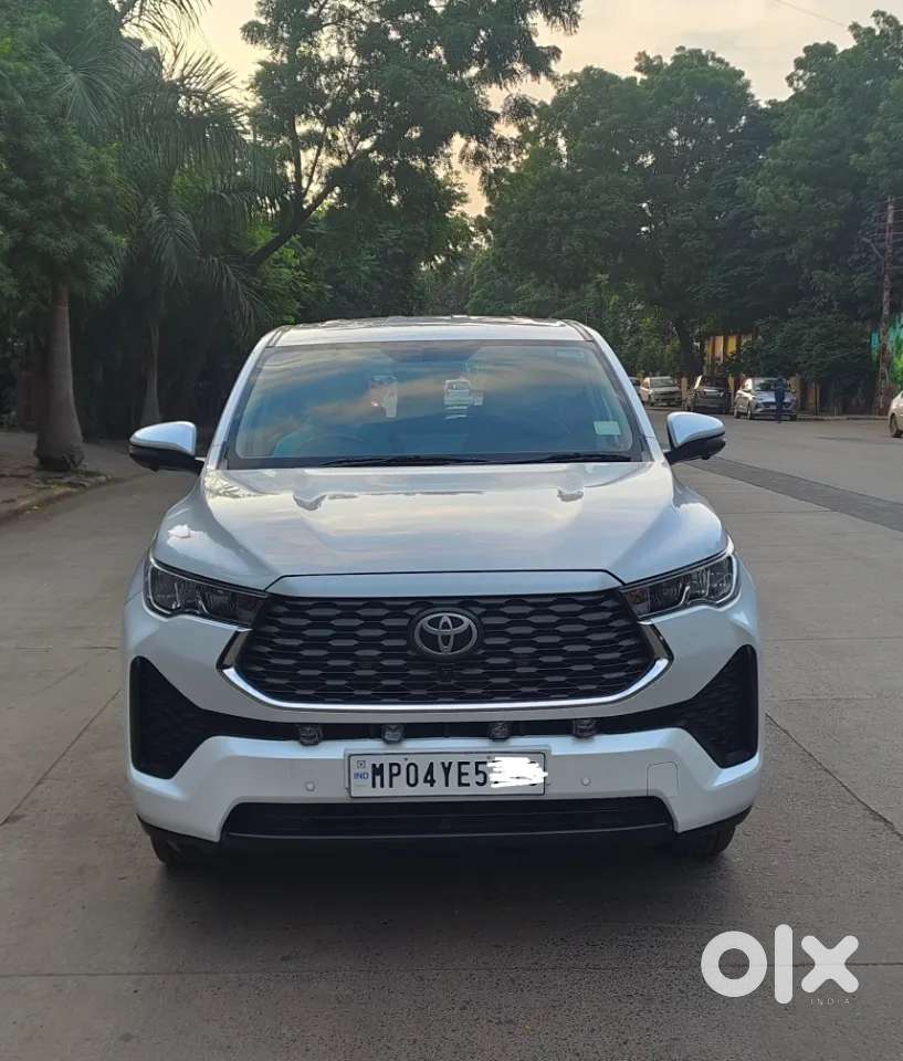 Toyota Innova Hycross 2.0 Vx Hybrid 8 Str, 2024, Petrol
