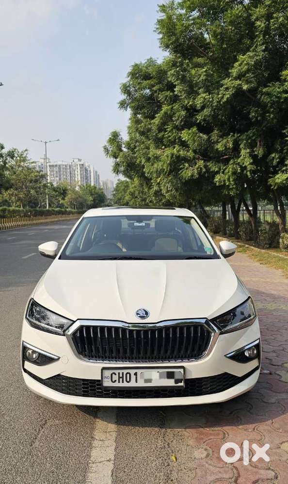 Skoda Slavia Style 1.5l Tsi Mt, 2022, Petrol
