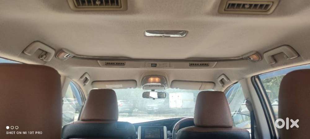 Toyota Innova Crysta 2.8z Automatic, 2017, Diesel