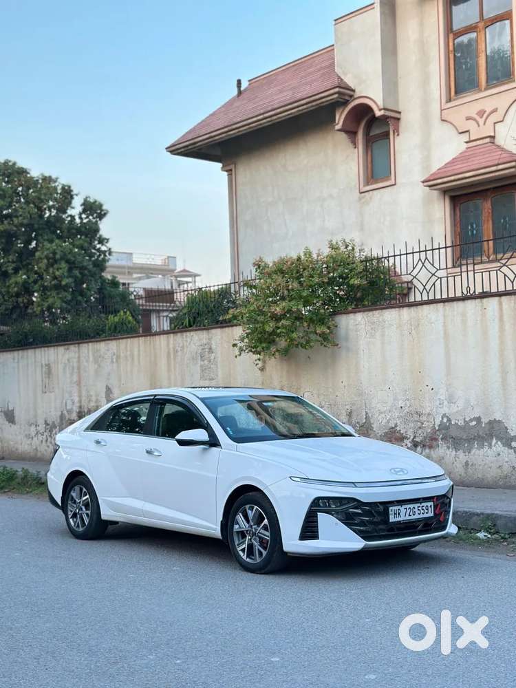 Hyundai Verna 1.5 Sx Petrol Mt, 2023, Petrol