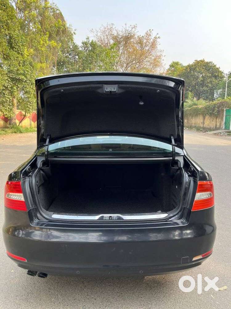 Skoda Superb 1.8 Elegance Tsi At, 2015, Petrol