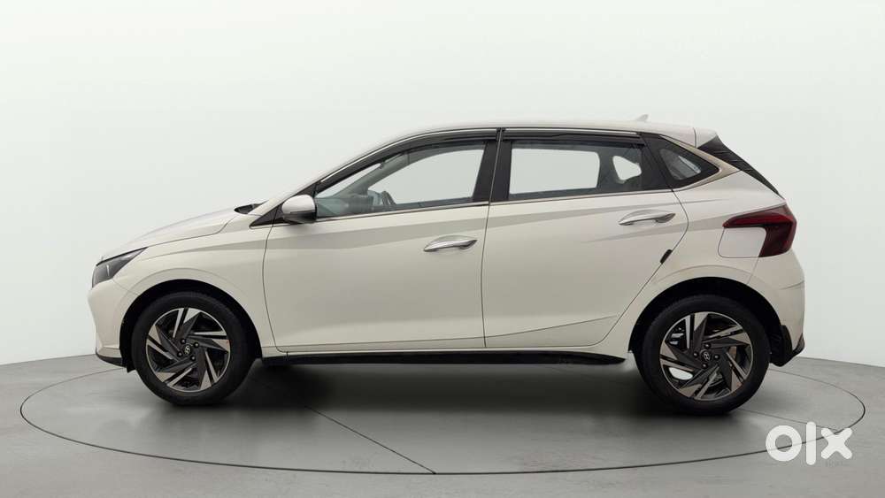 Hyundai New I20 1.2 Asta (o) Ivt, 2022, Petrol