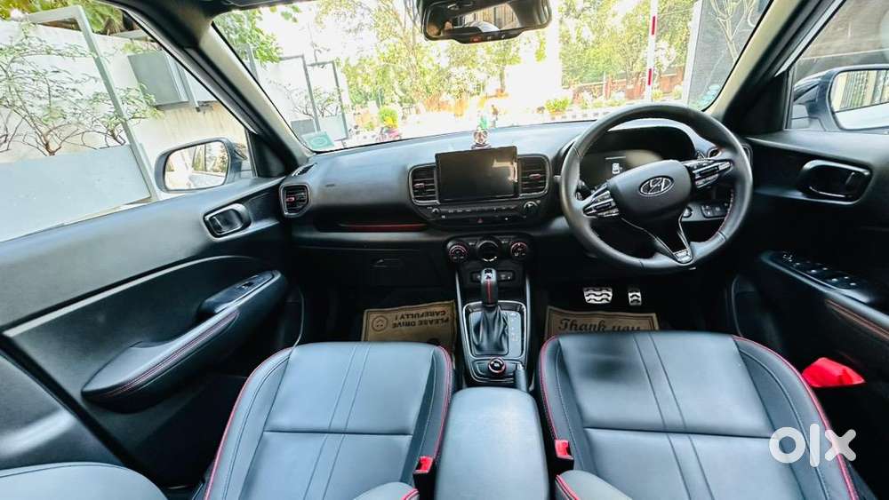 Venu N8 Dual Tone Dct Only 14000 Km Driven Single-handed