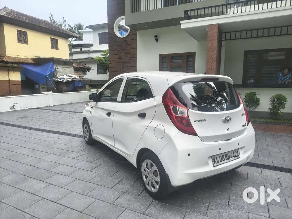 Hyundai Eon Magna 2016
