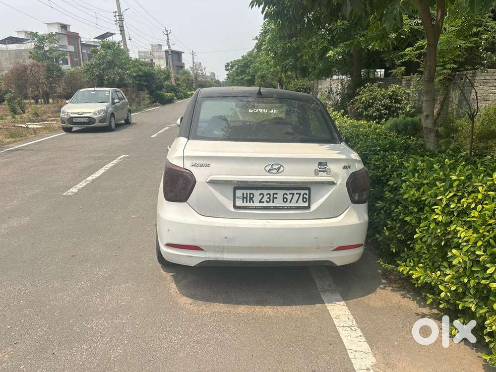 Hyundai Xcent 2014 Diesel Well Maintained