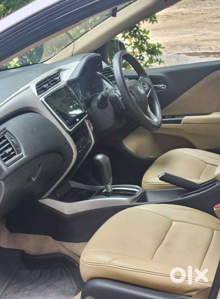 Honda City I-vtec Cvt V, 2018, Petrol