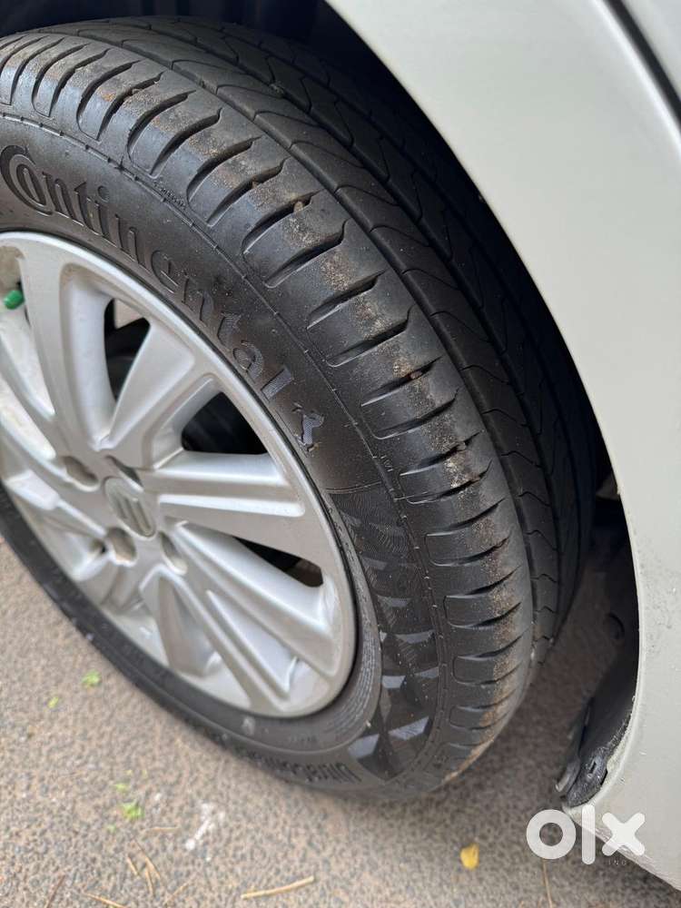 Maruti Suzuki Swift Dzire 2015-2017 Zdi, 2017, Diesel