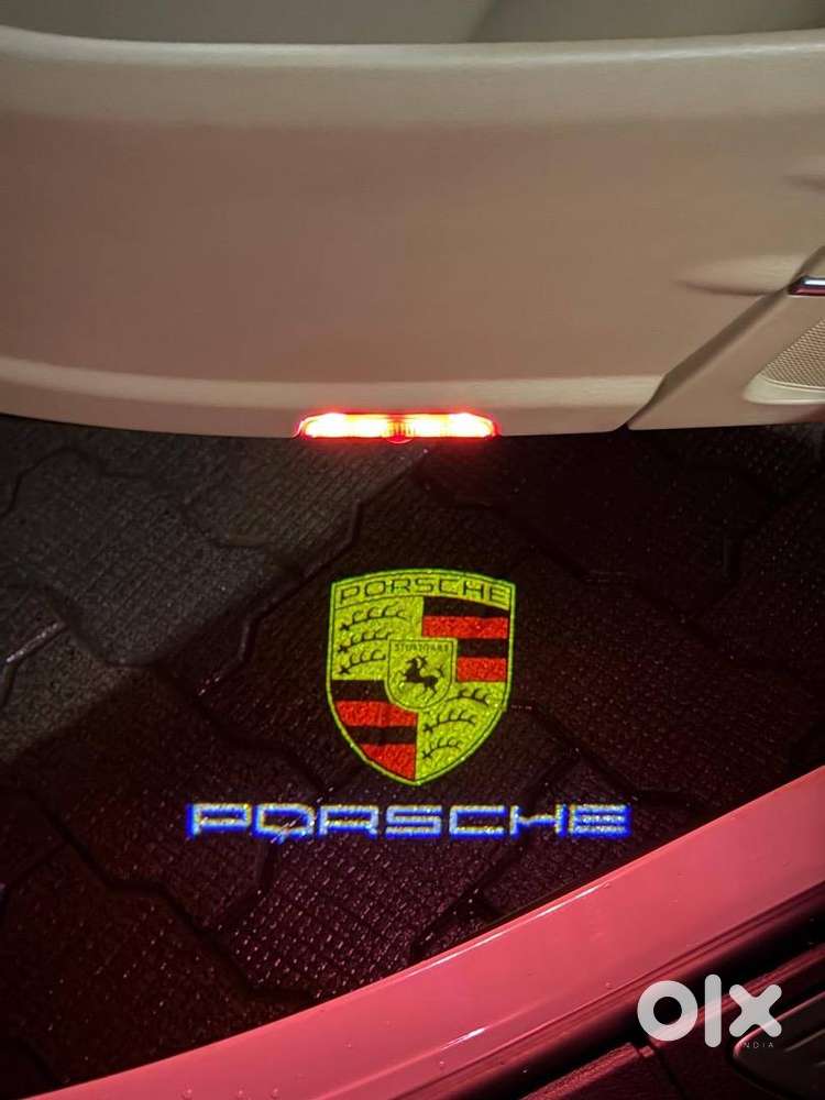 Porsche Cayenne 2015 Diesel 85000 Km Driven