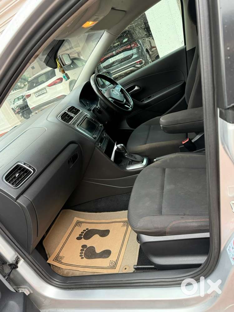 Volkswagen Polo Petrol 2021