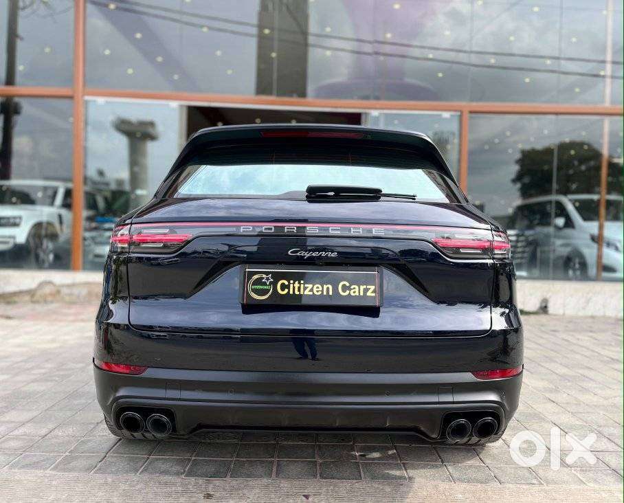 Porsche Cayenne Platinum Edition, 2023, Petrol