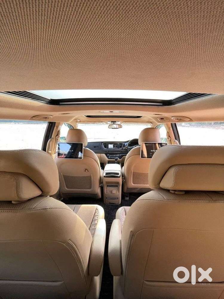 Kia Carnival Limousine Plus 7 Str, 2022, Diesel