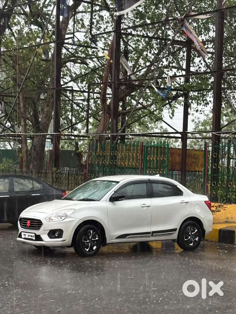 Maruti Suzuki Dzire 2018 Petrol 35000 Km Driven