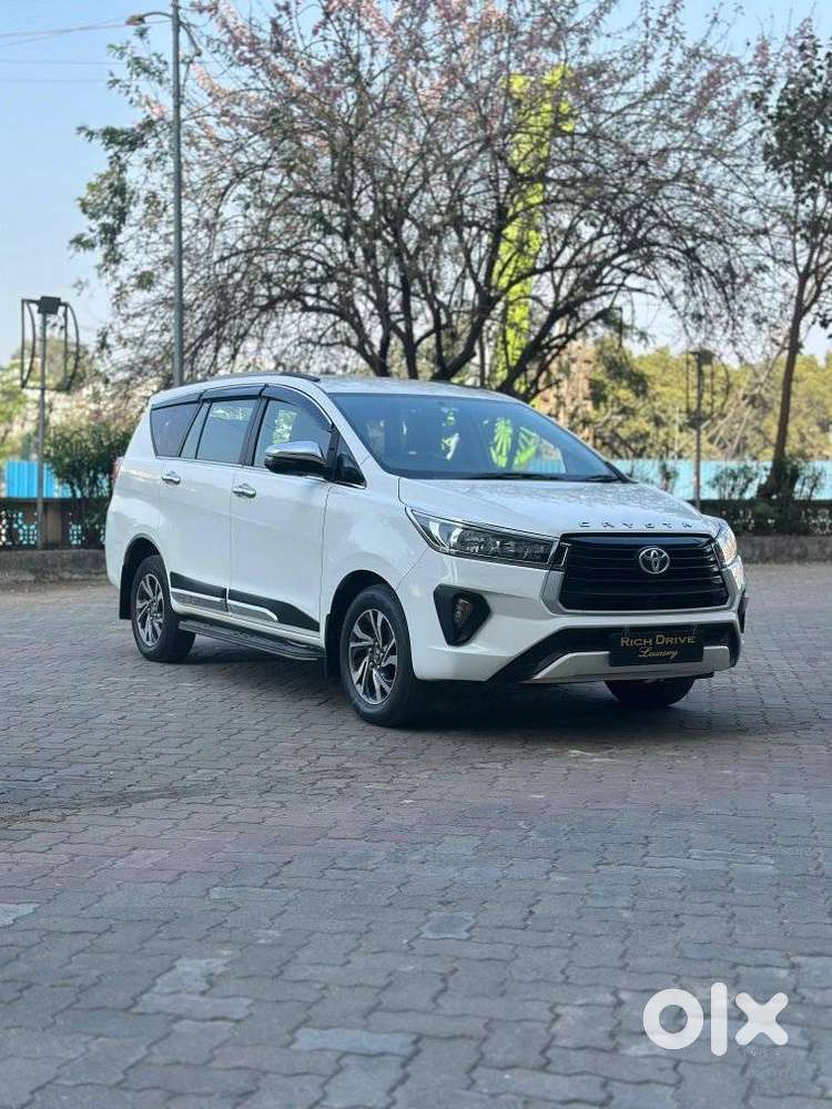 Toyota Innova Crysta [2020-ongoing] 2.4 Gx At 7 Str, 2021, Diesel