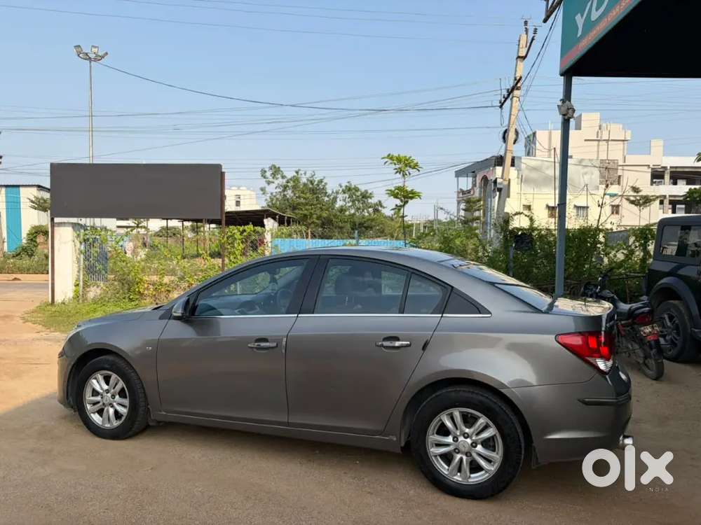 Chevrolet Cruze Ltz Diesel 2015 Mannual Transmission Top End