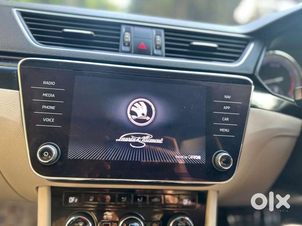 Skoda Superb L&k 1.8 Tsi At, 2019, Petrol