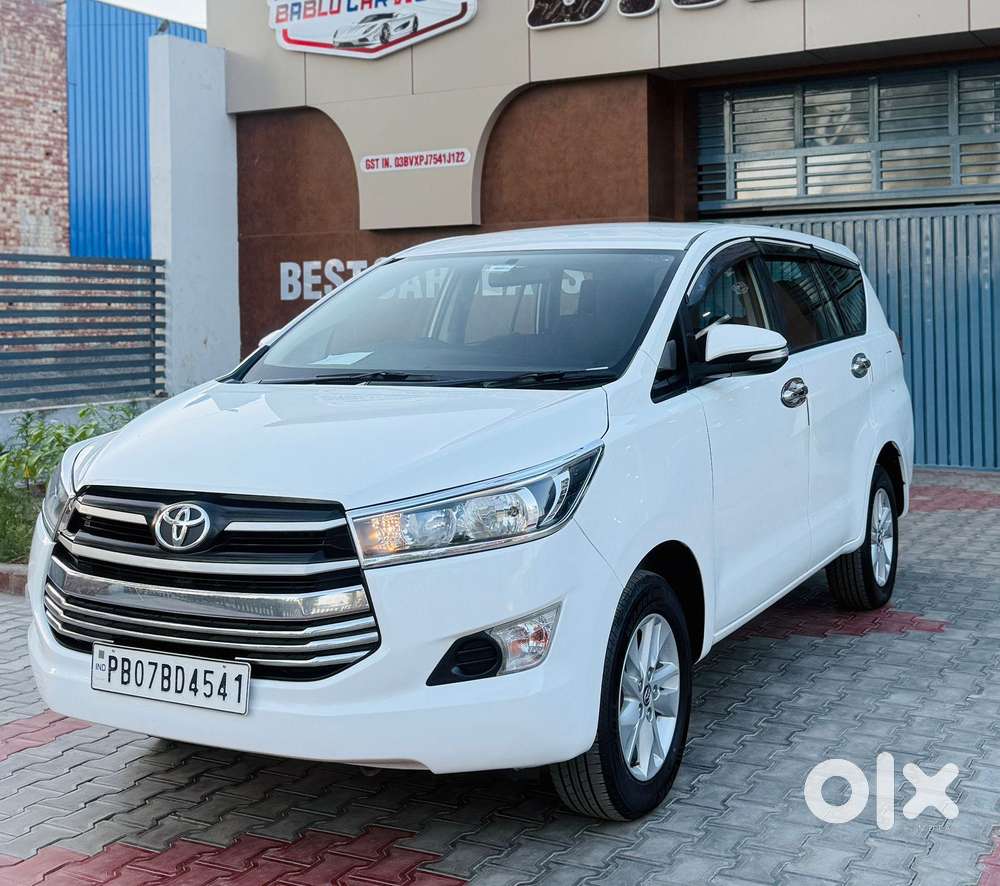 Toyota Innova Crysta 2.7 Gx At 8s, 2016, Diesel