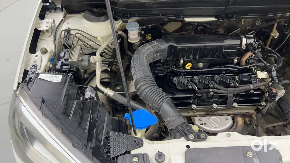 Maruti Suzuki Vitara Brezza 1.5 Zxi At, 2020, Petrol