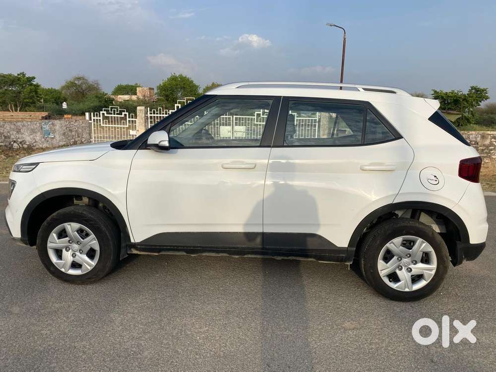 Hyundai Venue S Plus Mt 1.2 Kappa, 2021, Petrol