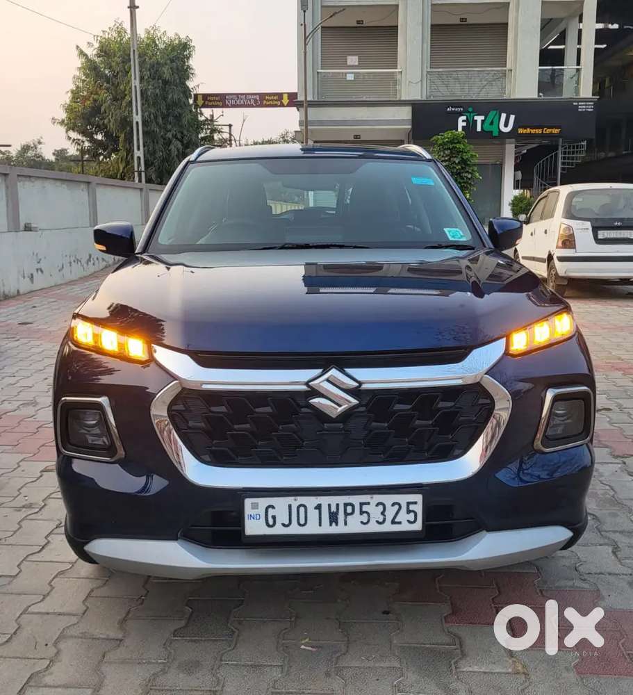Maruti Suzuki Grand Vitara 7 Seater 2024 Cng & Hybrids 28000 Km Driven