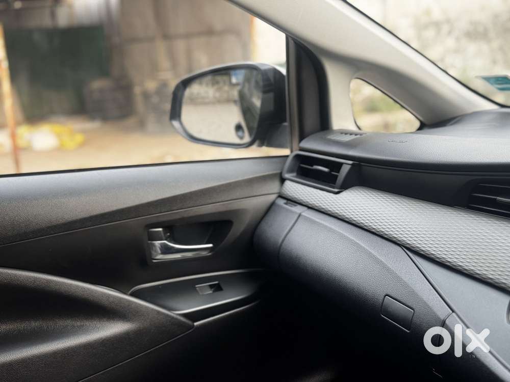 Toyota Innova Crysta [2020-ongoing] 2.4 Gx At 7 Str, 2021, Diesel