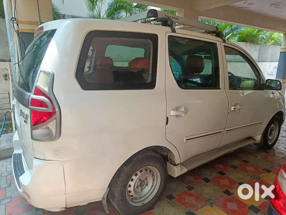 Mahindra Xylo 2012