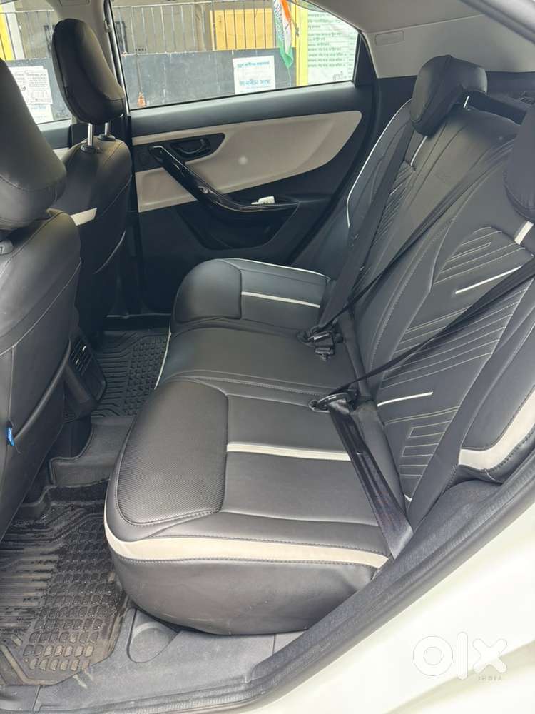 Tata Nexon Pure Plus 1.2 (6 Speed Mt) Petrol Just 9 Month Old