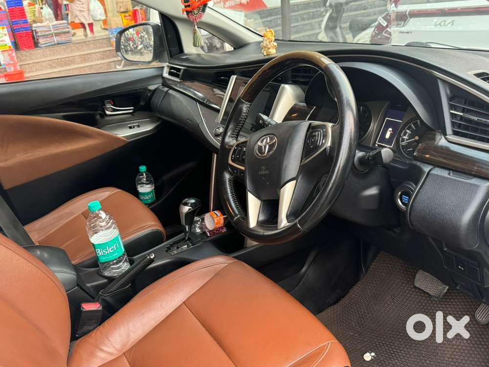 Toyota Innova Crysta 2018 Diesel Well Maintained