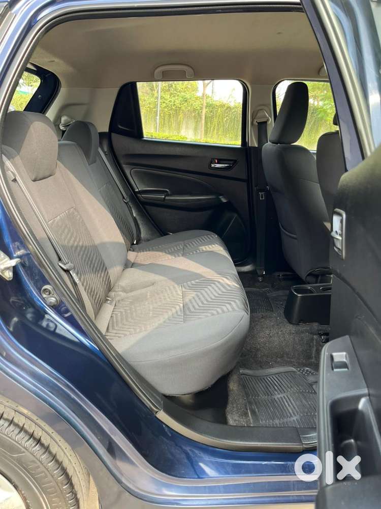 Maruti Suzuki Swift Vxi + Manual, 2022, Petrol