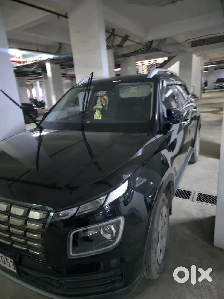 Hyundai Venue 2nd Top Model