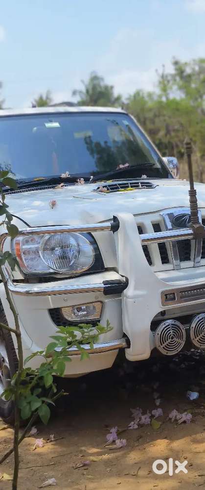 Mahindra Scorpio 2010 Diesel Car