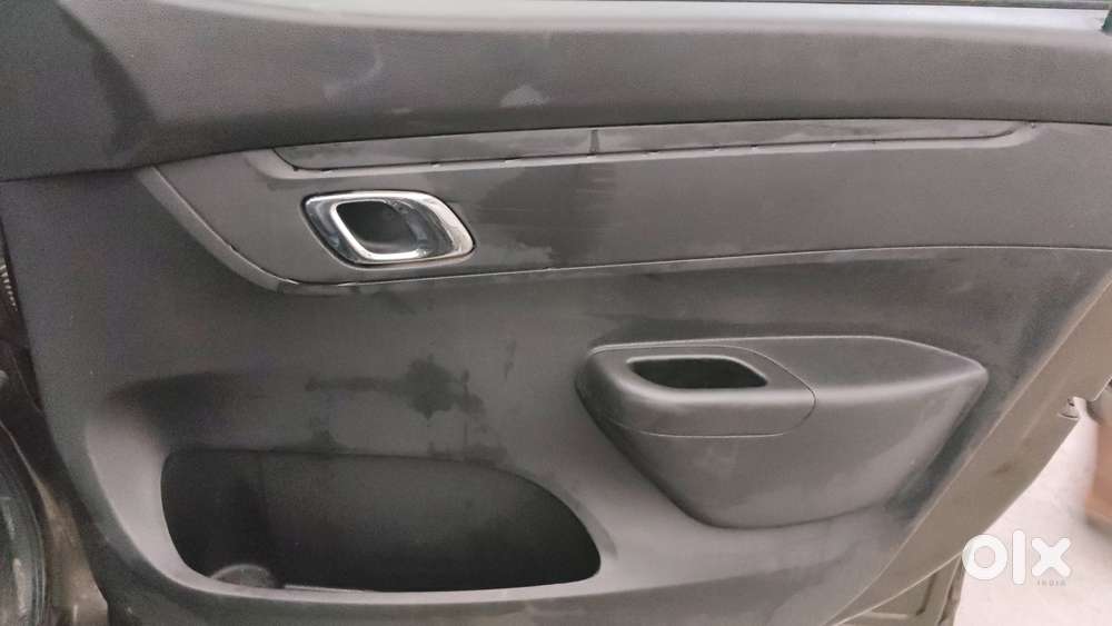 Renault Kwid 2019-ongoing 1.0 Rxt Amt (o), 2019, Petrol