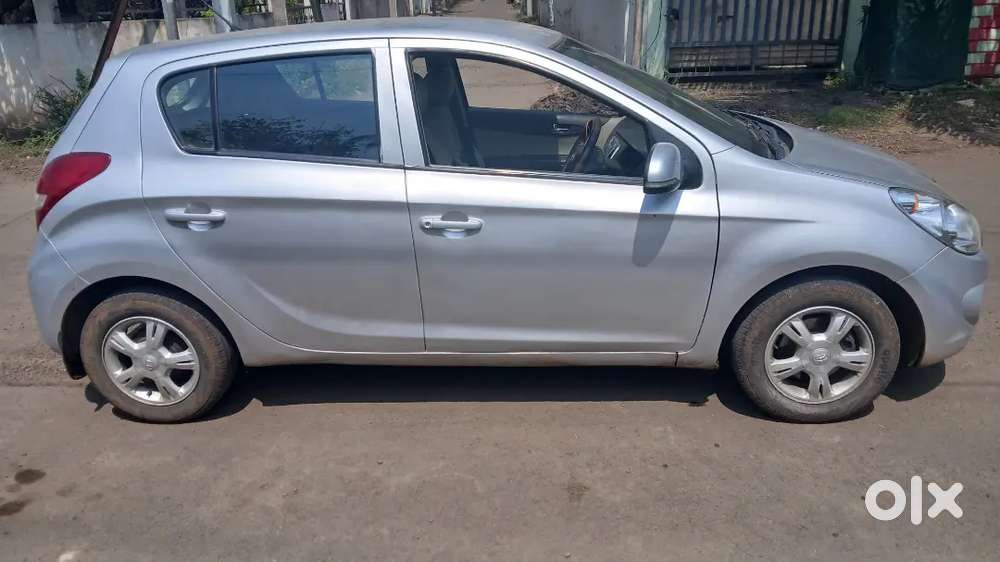 Hyundai I20 2011 Petrol Well Maintained
