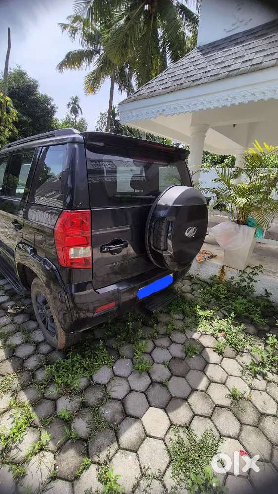 Mahindra Tuv 300 2016