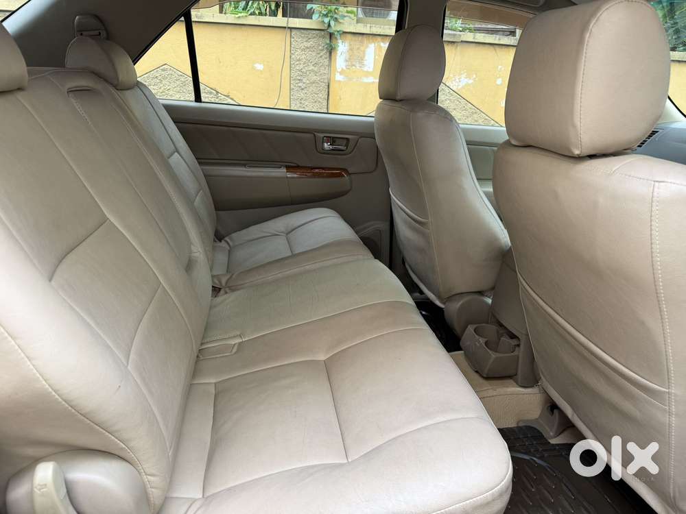 Toyota Fortuner 3.0 4x4 Manual, 2011, Diesel