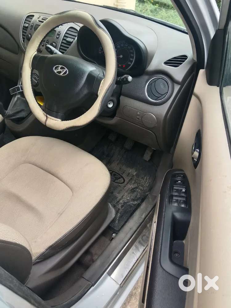 Hyundai I10 Sportz Petrol 2012
