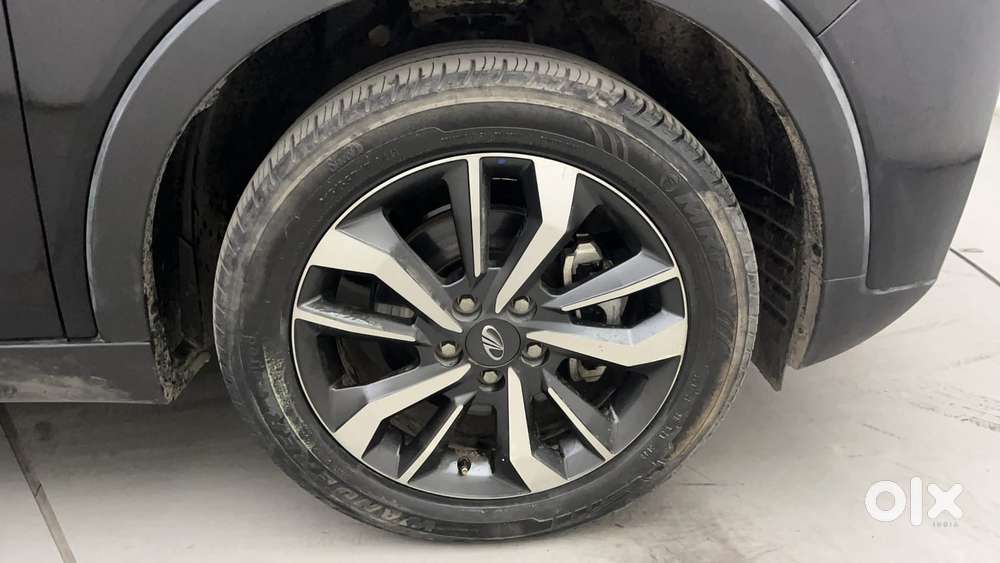 Mahindra Xuv300 W8 Option, 2022, Petrol