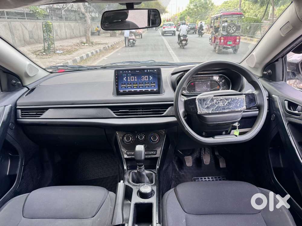 Tata Nexon Pure 1.2 Revotron Petrol 6 Mt, 2025, Petrol