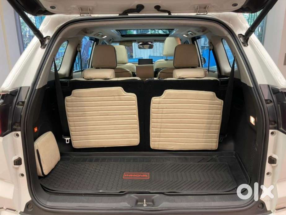Toyota Innova Hycross 2.0 Zx Hybrid 7 Str, 2024, Petrol