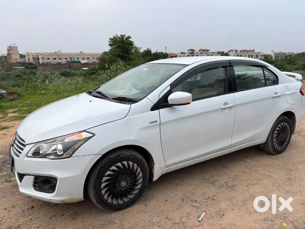 Maruti Suzuki Ciaz 2015 Diesel Well Maintained.