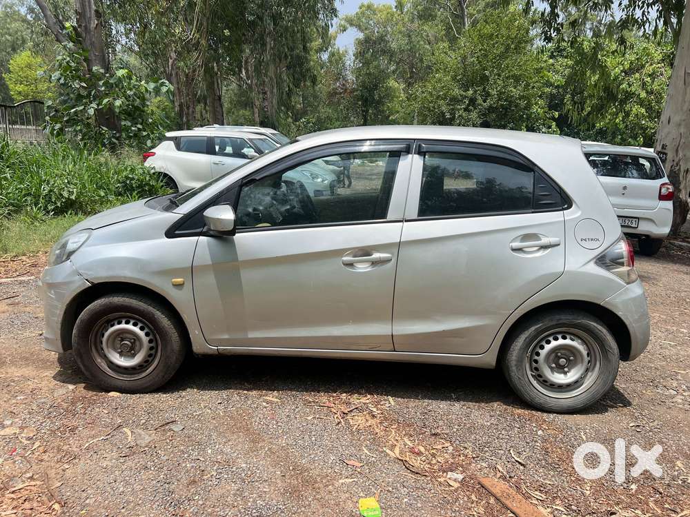 Honda Brio E Mt, 2014, Petrol