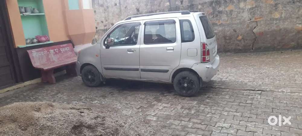 Petrol + Lpg Fitted