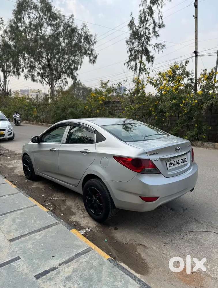 Hyundai Verna