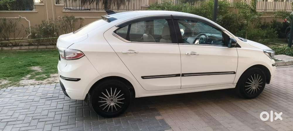 Tata Tigor 2024 Cng Automatic Well Maintained