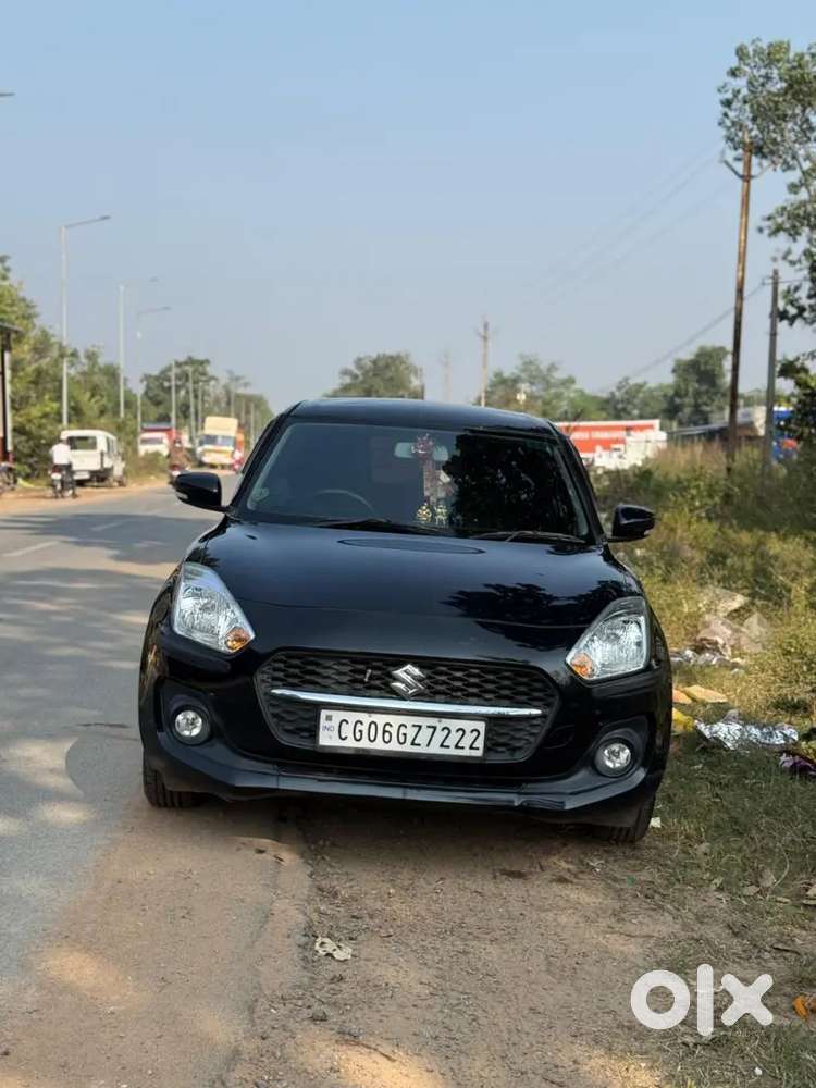Maruti Suzuki Swift 2023 Petrol Well Maintained Push Start Black Color
