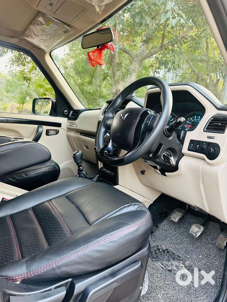 Mahindra Scorpio Classic 2.2 S 11 Mt 7 Str, 2024, Electric