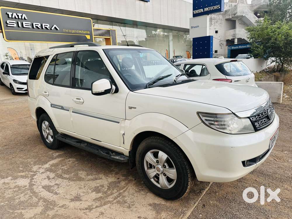Tata Safari Storme Vx, 2018, Diesel