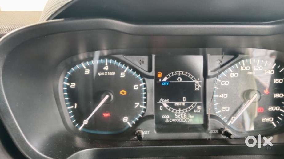 Tata Altroz 1.2 Xm, 2021, Petrol